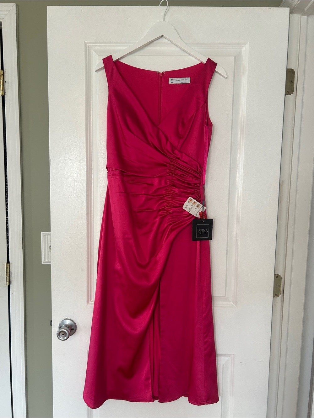 Mac Duggal Fuchsia Satin Ruched Sheath Dress